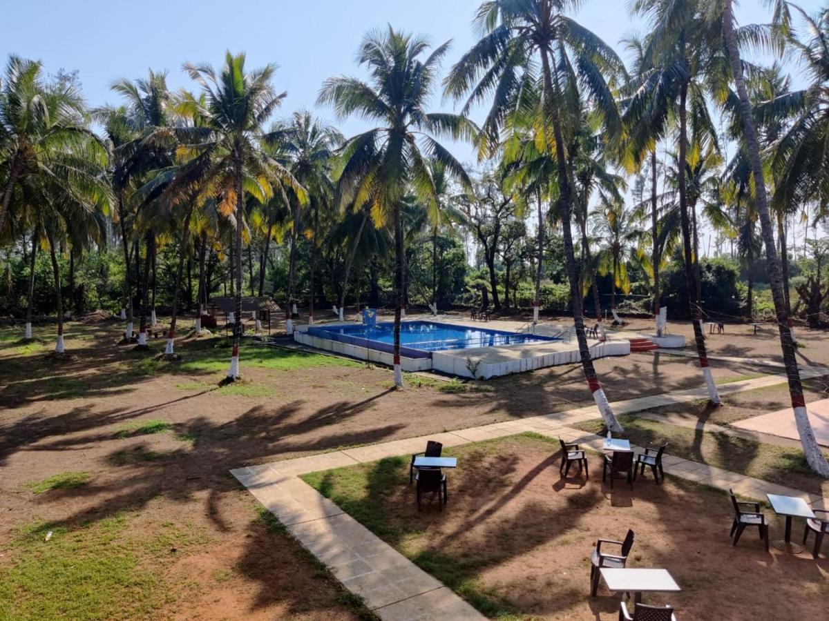 White House Beach Resort, Nagaon エクステリア 写真