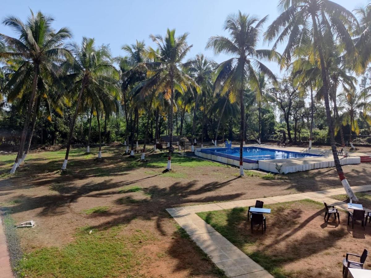 White House Beach Resort, Nagaon エクステリア 写真