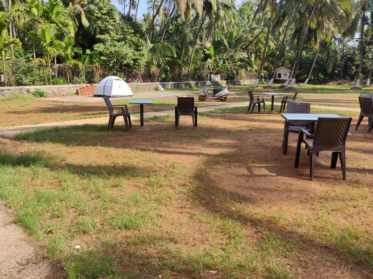 White House Beach Resort, Nagaon エクステリア 写真