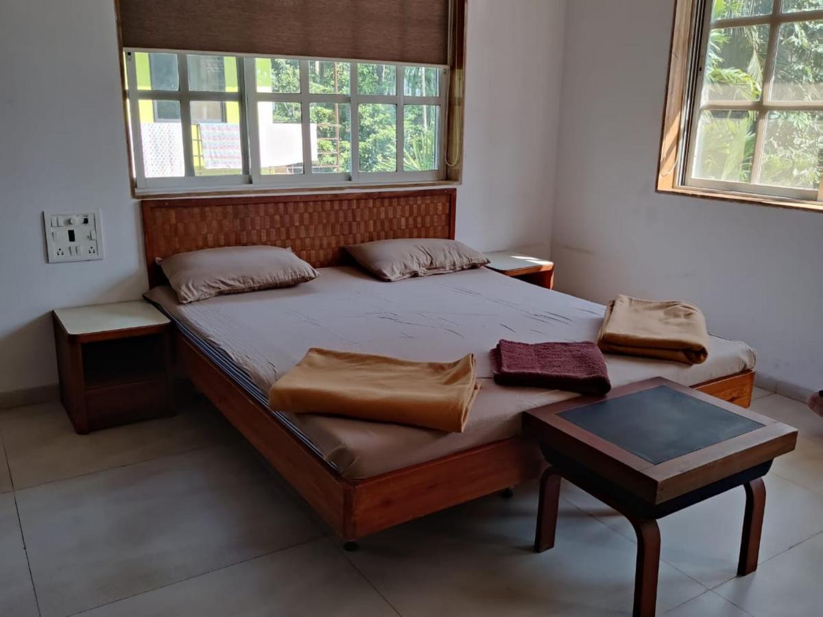 White House Beach Resort, Nagaon エクステリア 写真